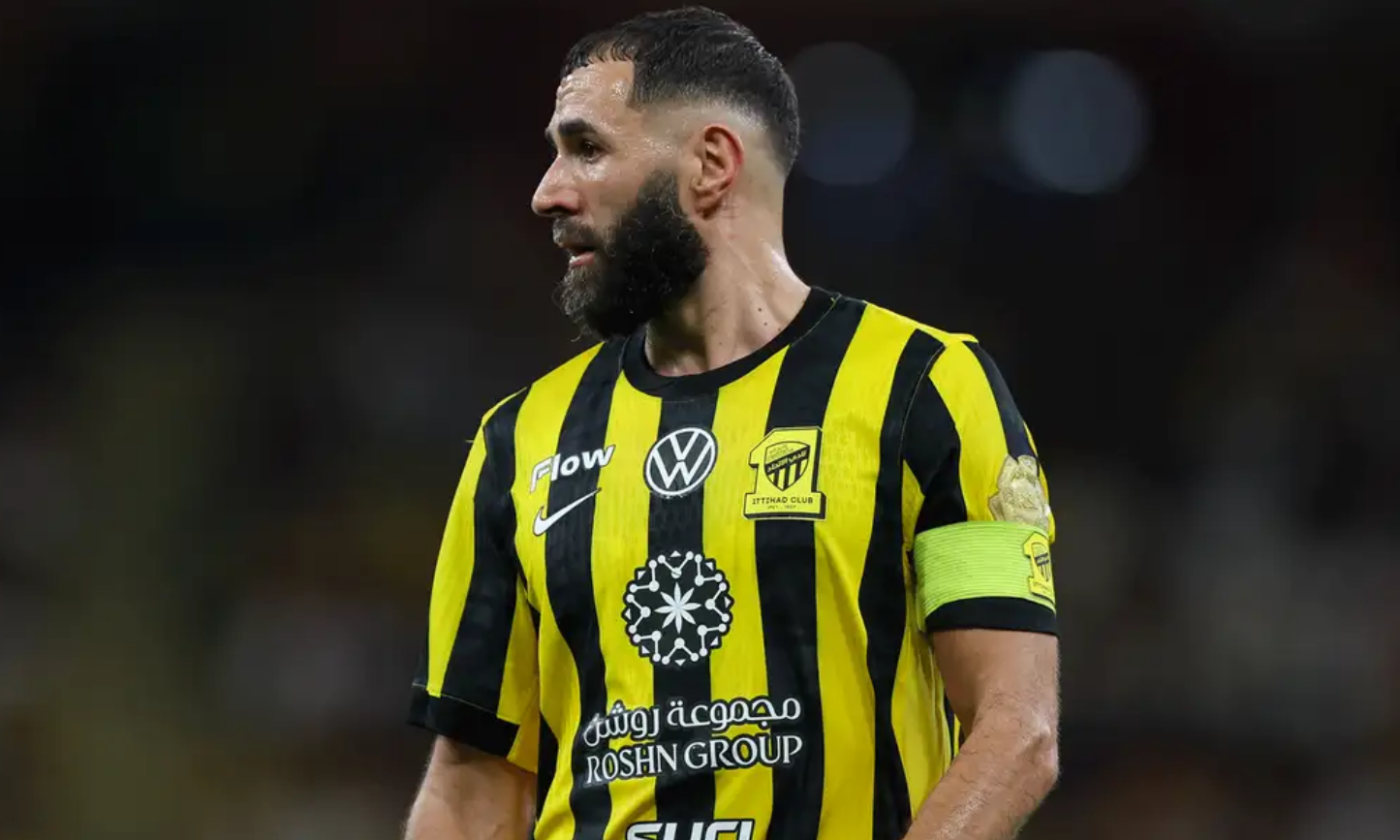 "أجبر الاتحاد على هذا الأمر!".. اتهام سعد اللذيذ بالتورط في أزمة "شارة قيادة" كريم بنزيما والرد يأتي سريعًا